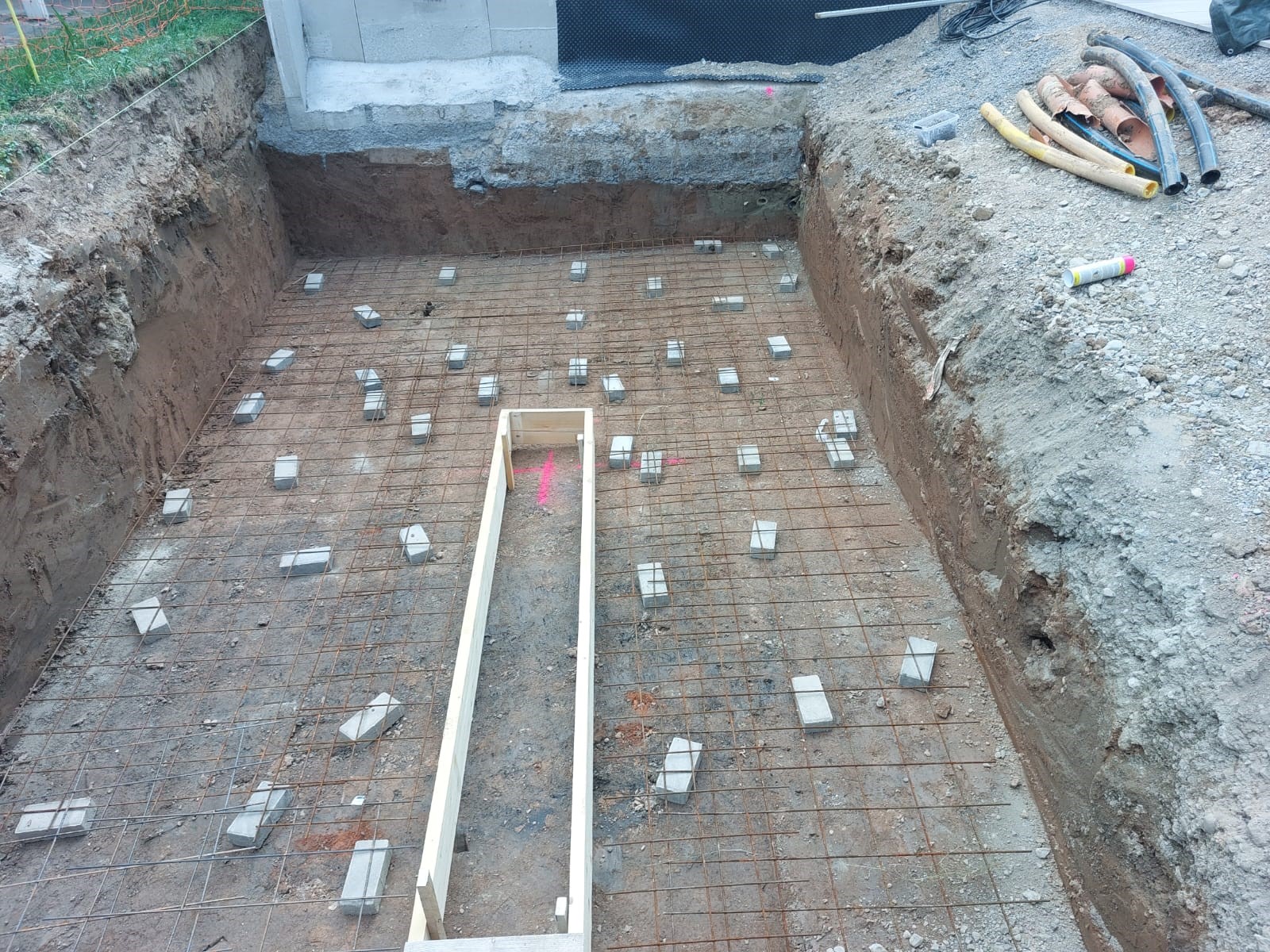 Poolumrandung in Beton